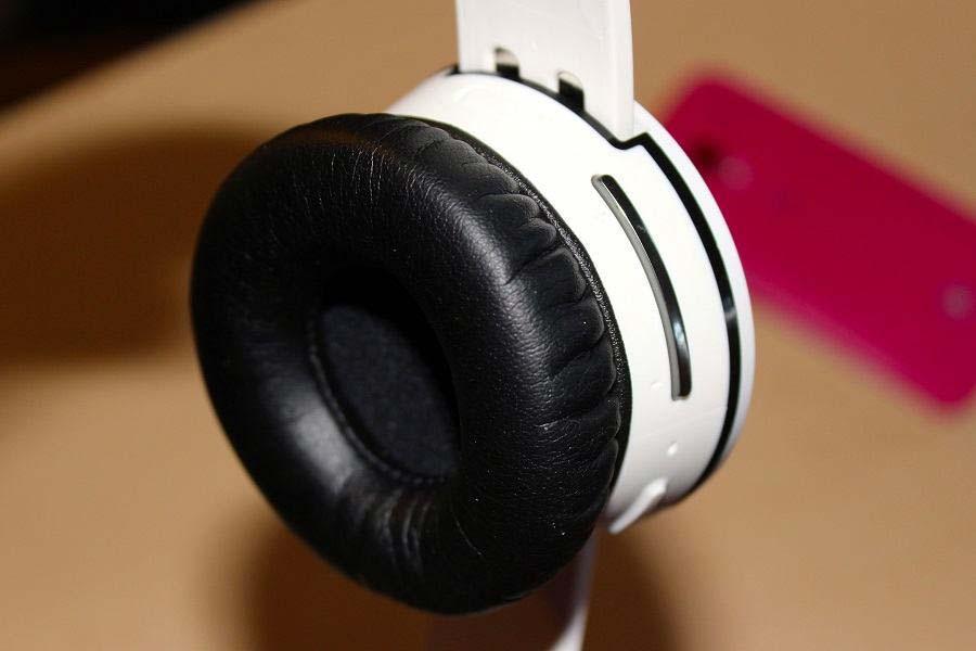 The Emergency Guide on How to Fix Headphone Cushion