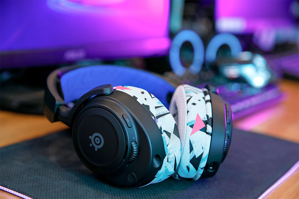 Arctis Nova FreeZe Wired | 90s White
