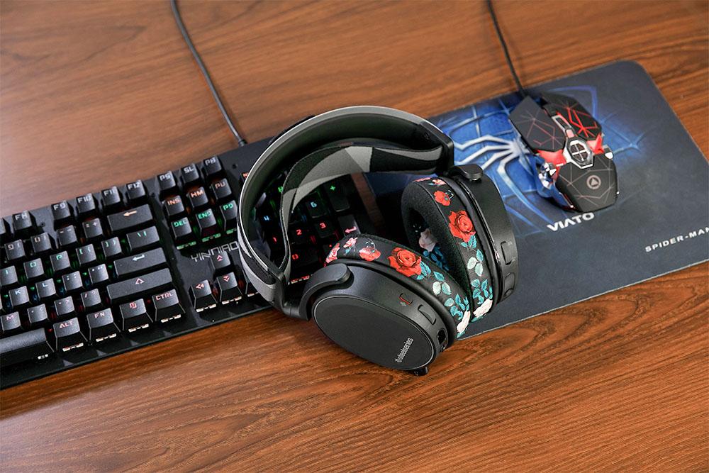 Upgraded Gaming Earpads - Hybrid Velour | Black Floral