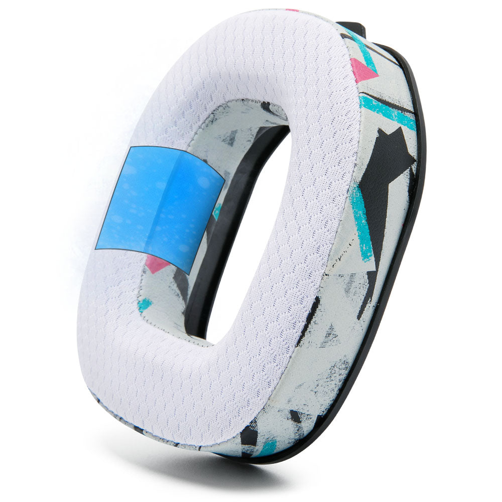 WC FreeZe A40 | 90's White