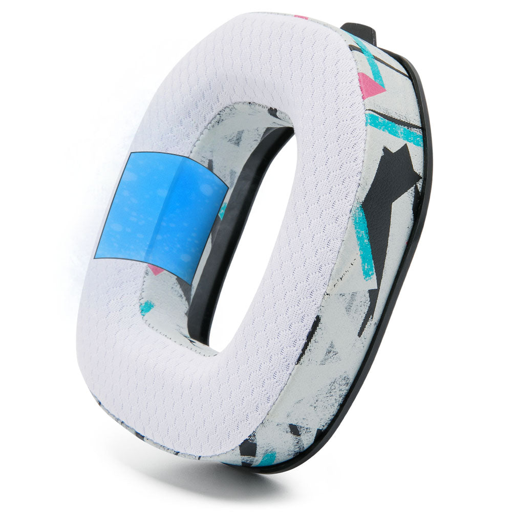 WC FreeZe A50 | 90s White