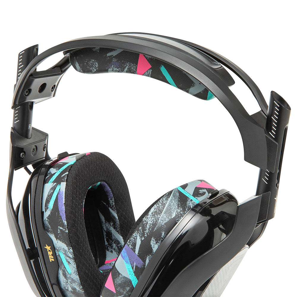 WC BandZ A40 | 90s Black