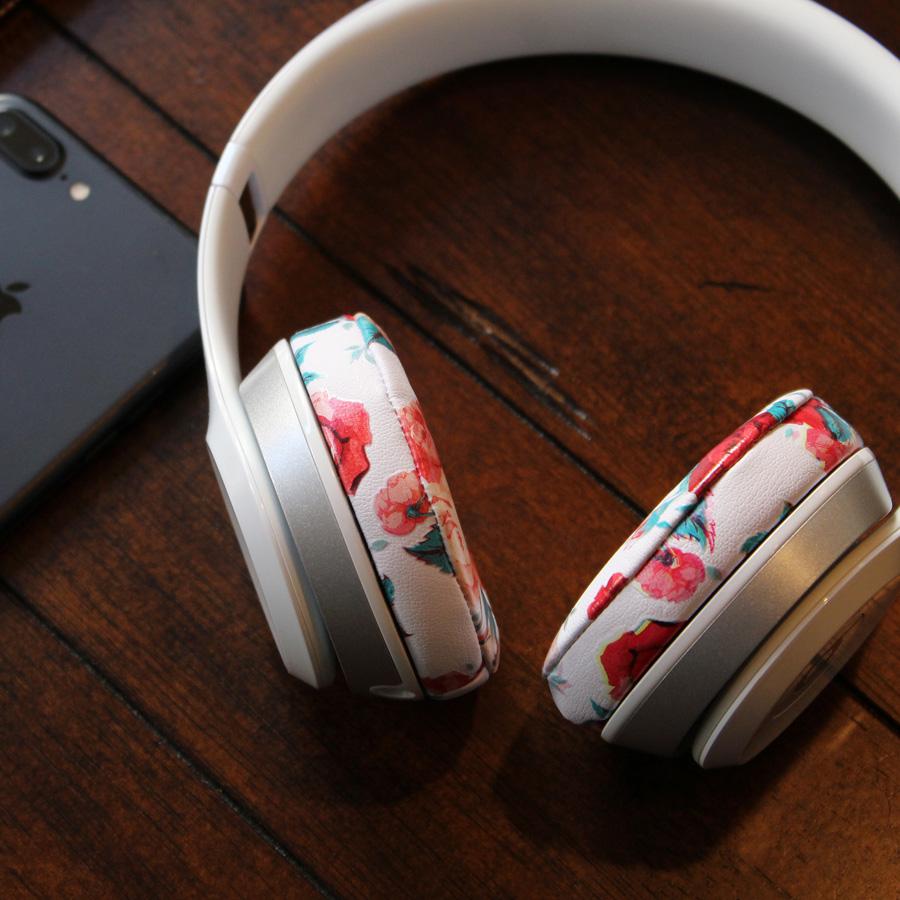 Beats Solo Earpads | White Floral